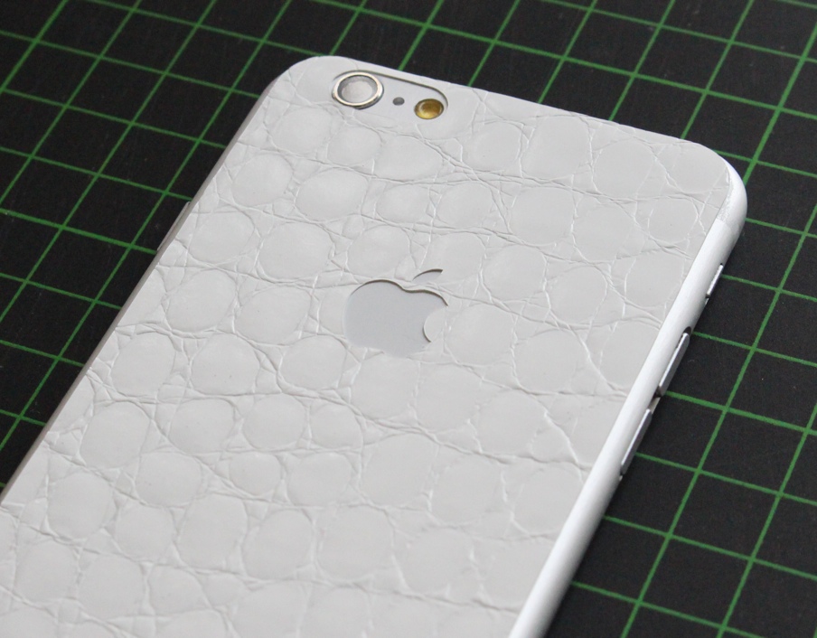 iPhone 6 / 6S / 6 Plus / 6S Plus / 7 Aufkleber / Sticker / Skin. 3D Aufkleber für die Rückseite. - Alligator weiß iPhone 6 / 6S / 6 Plus / 6S Plus / 7 Aufkleber / Sticker / Skin. 3D Aufkleber für die Rückseite. - Alligator weiß