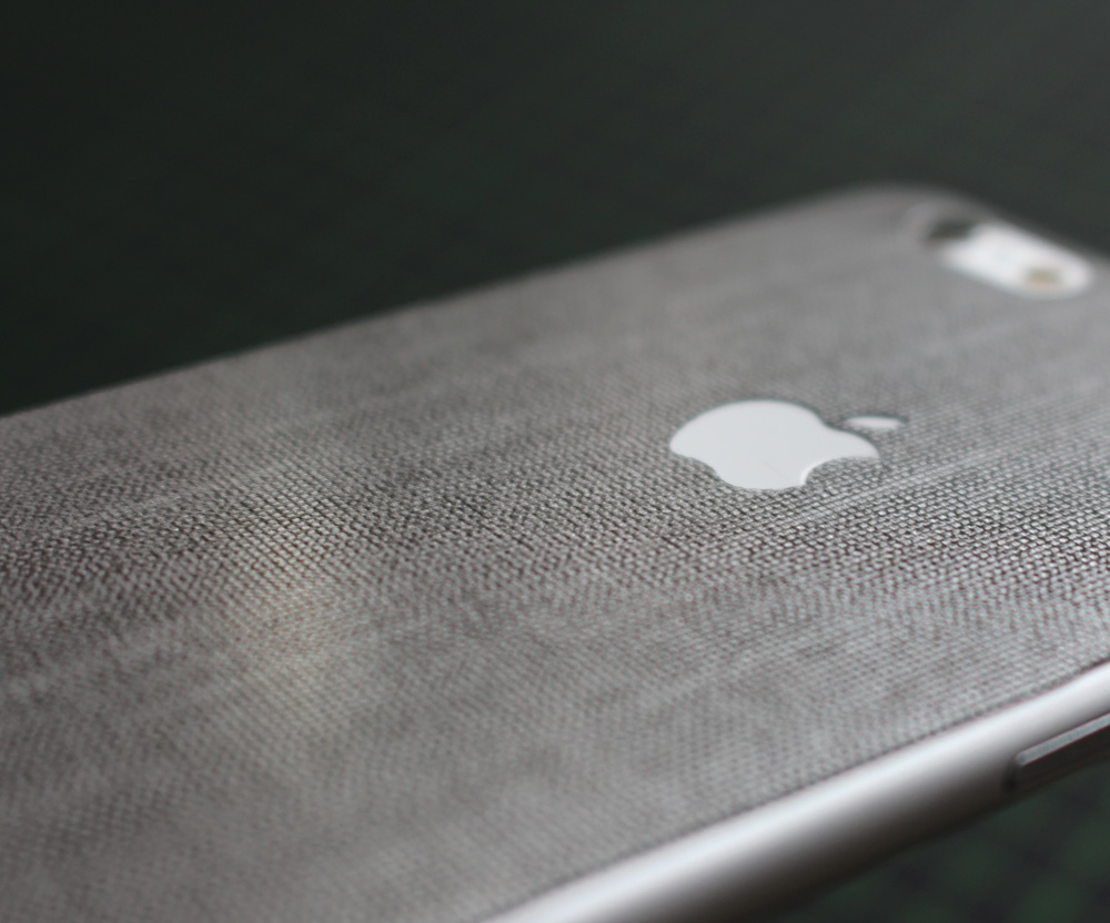 iPhone 6 / 6S / 6 Plus / 6S Plus / 7 Aufkleber / Sticker / Skin. 3D Aufkleber für die Rückseite. - Mithril