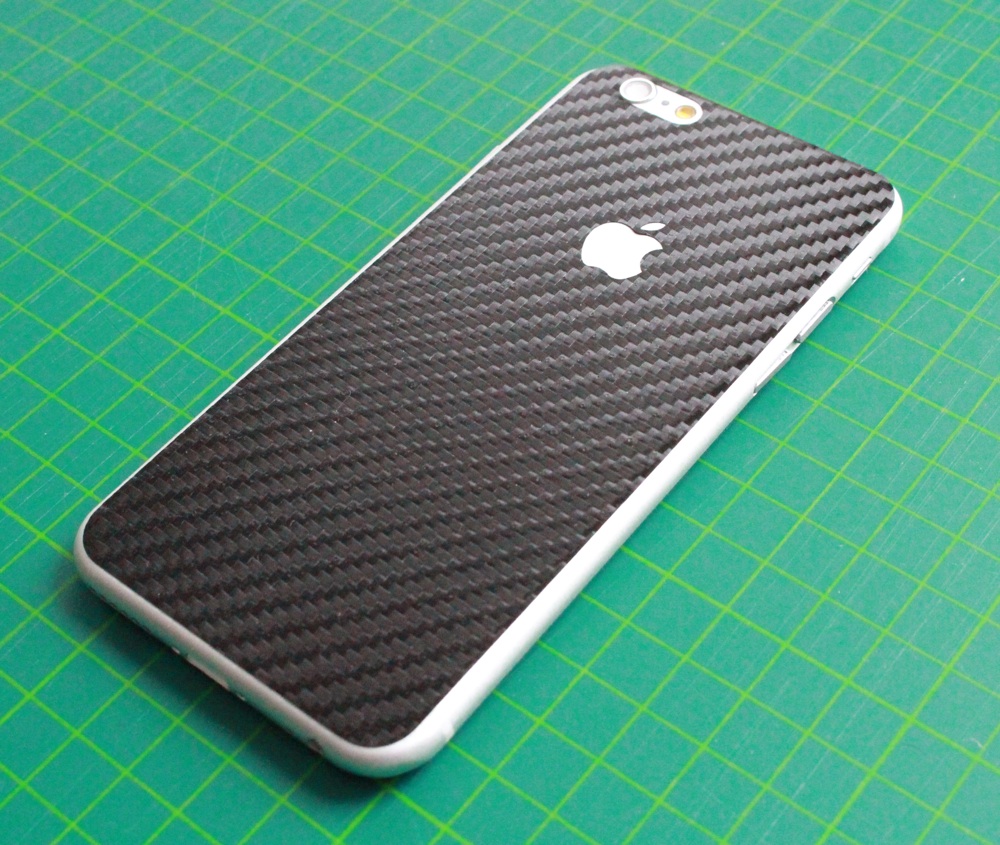 iPhone 6 / 6S / 6 Plus / 6S Plus / 7 Aufkleber / Sticker / Skin. 3D Aufkleber für die Rückseite. - Carbon iPhone 6 / 6S / 6 Plus / 6S Plus / 7 Aufkleber / Sticker / Skin. 3D Aufkleber für die Rückseite. - Carbon